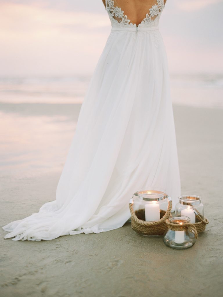 Minimal Baltic See wedding