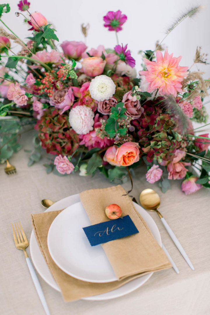 dekoracje stołów ślub jesienia